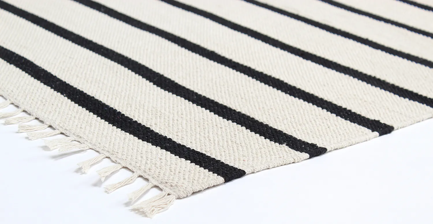 Cotton rug - Helle (offwhite/black)