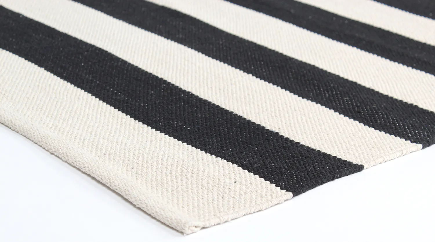 Cotton rug - Nilo (black/white)