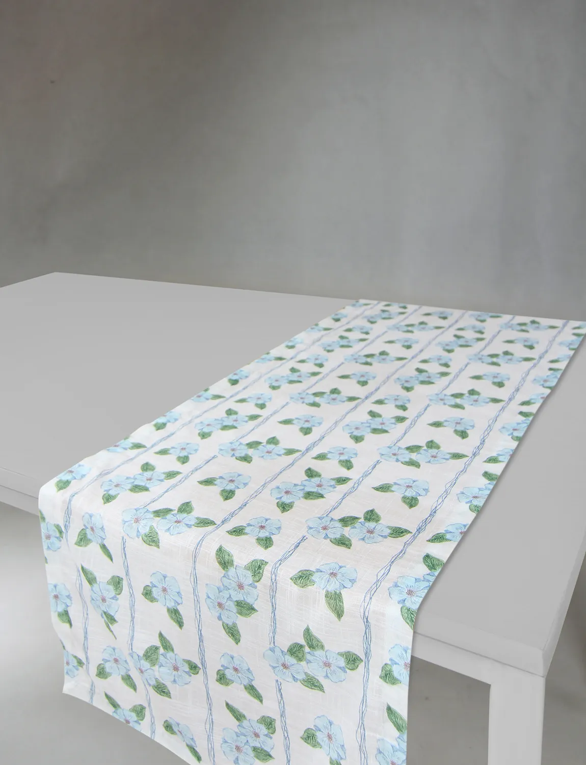 Table runner - Anna-Lisa (blue)