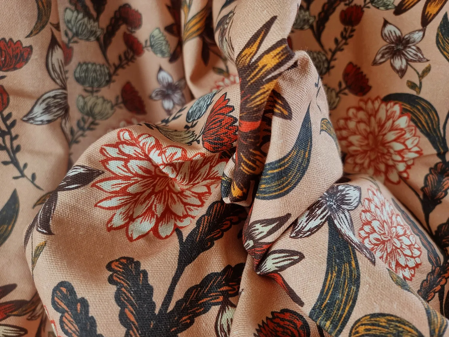 Table runner - Lotten (blush)