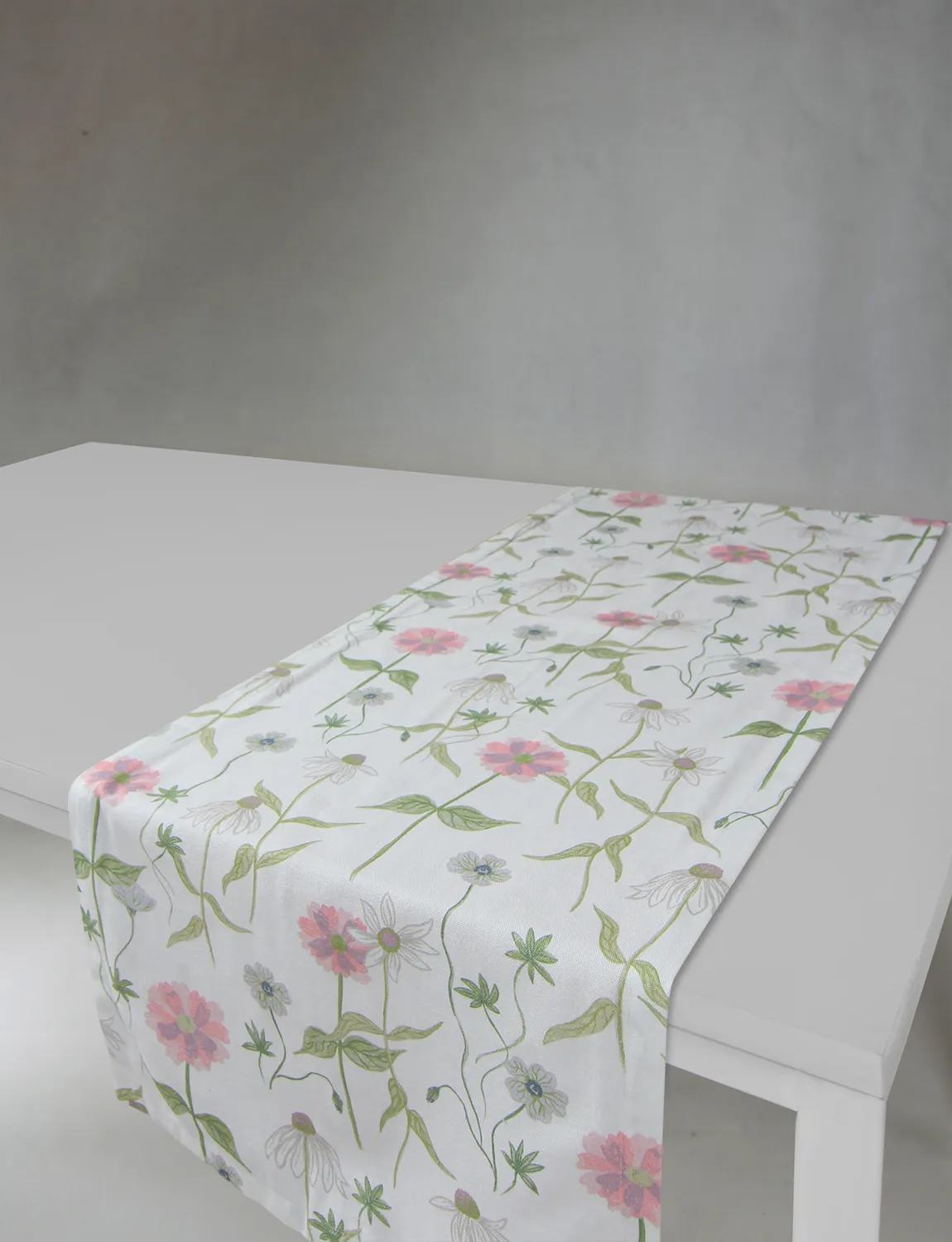 Table runner - Sweetie (pink)