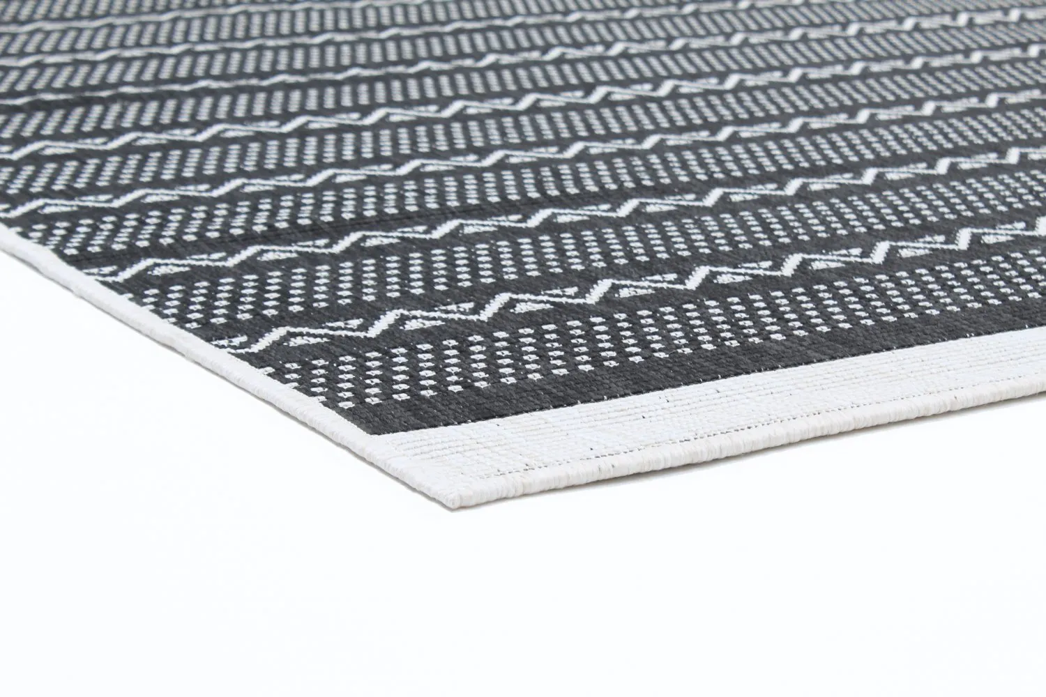 Indoor/Outdoor rug - Geiranger (black)