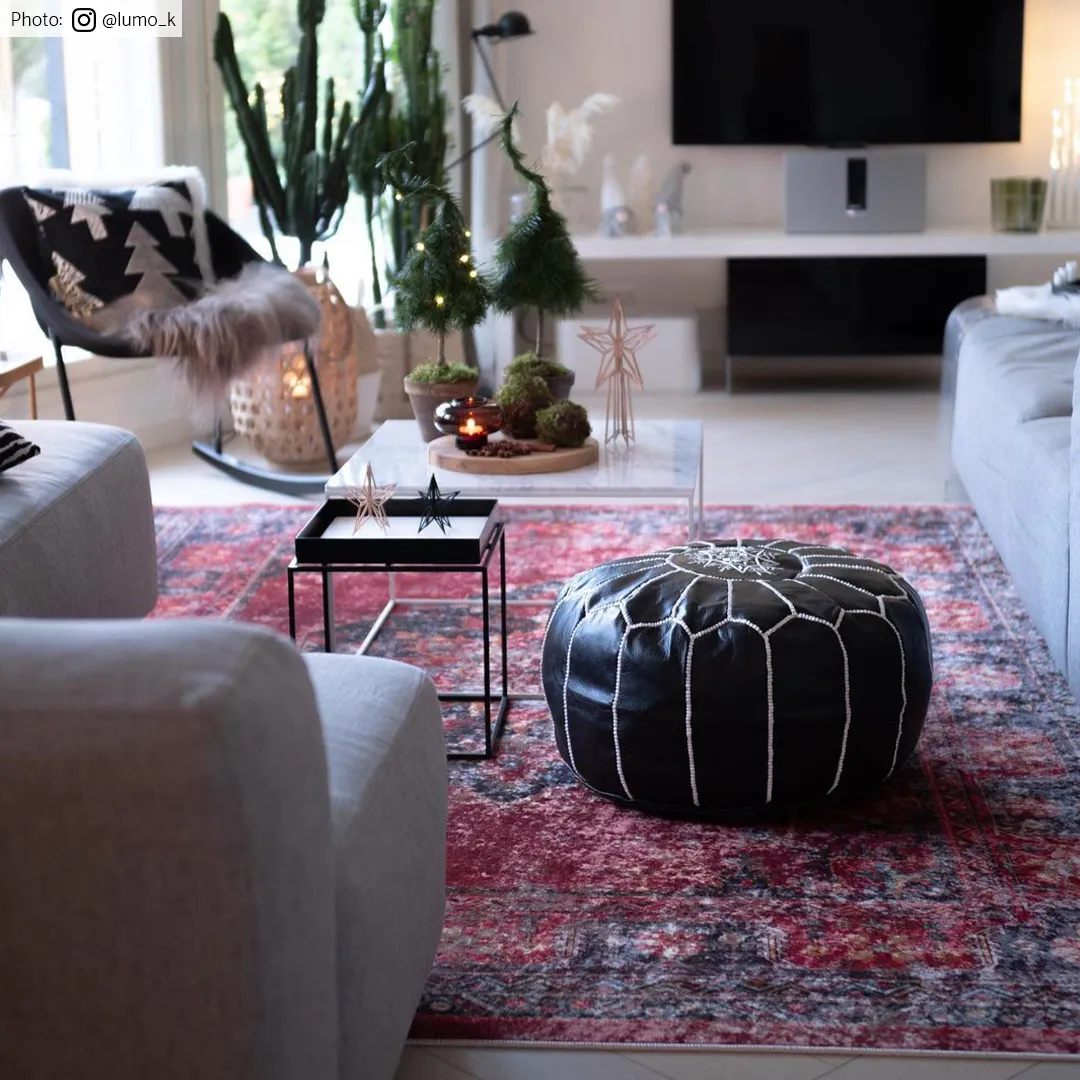 Pouf - Moroccan leather pouf (black/white)