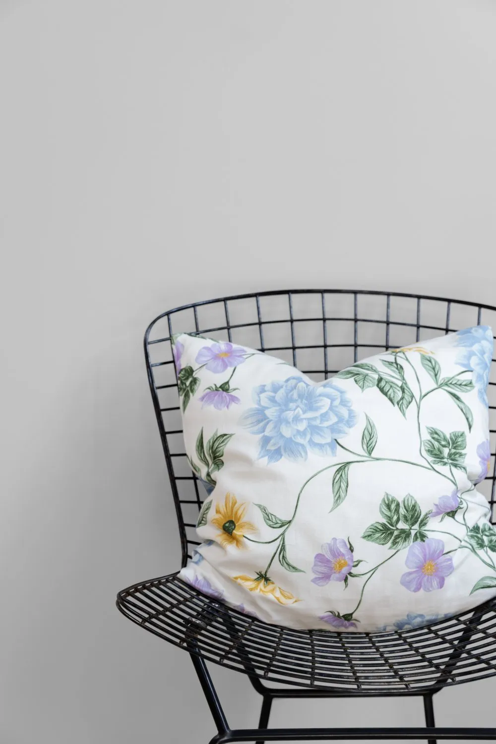 Cushion cover - Dahlia (blue)