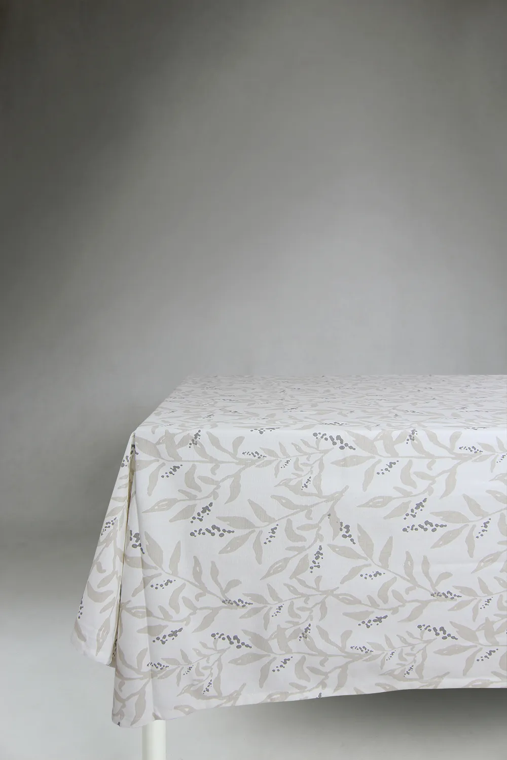 Cotton tablecloth Katri (beige)