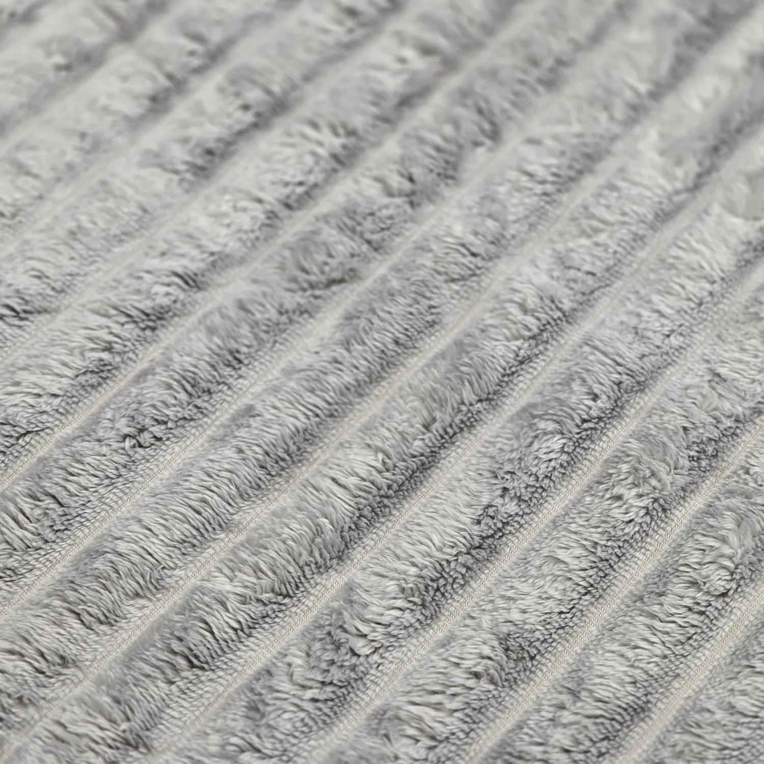 Throws - Haines Blanket (grey)