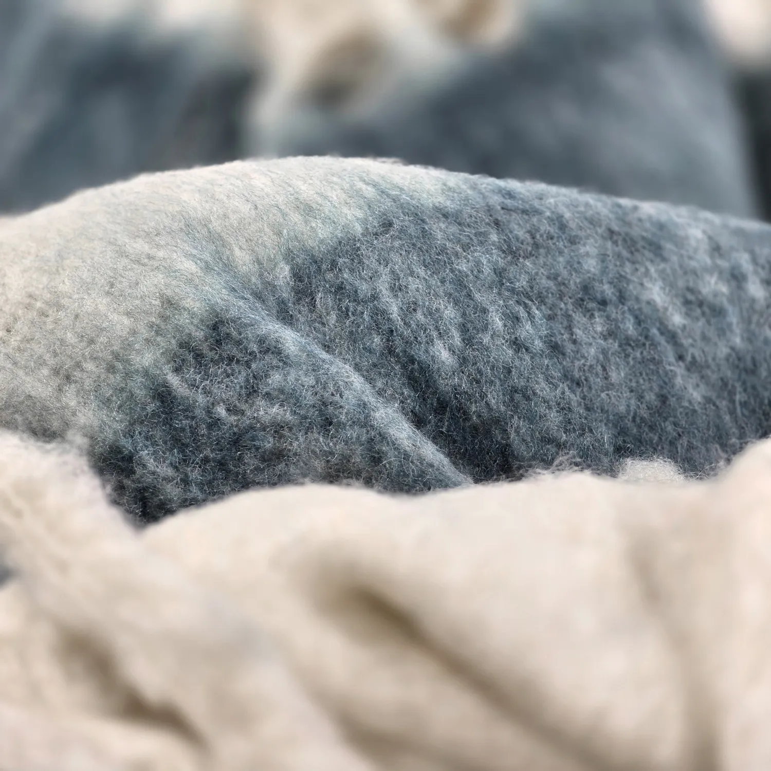 Throws - Plaid in wool mix - Carrie (blue)