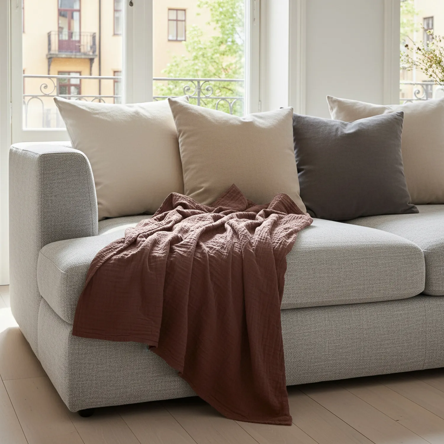 Blankets - Vanja Throw (dark brown)