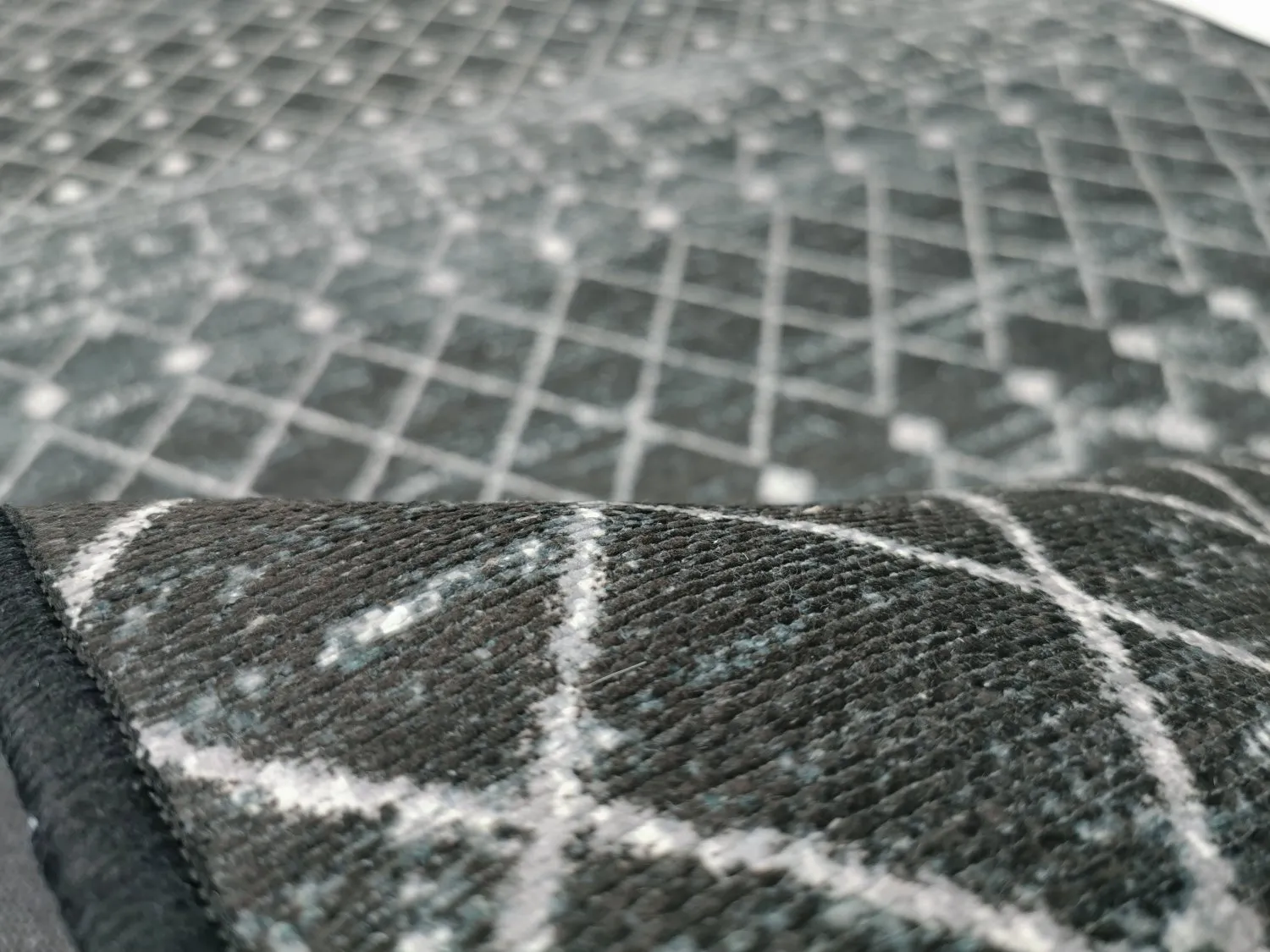 Wilton rug - Stella (black/white)
