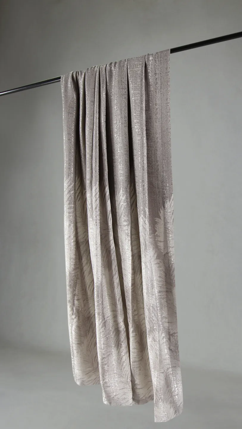 Curtain 140 x 260 cm