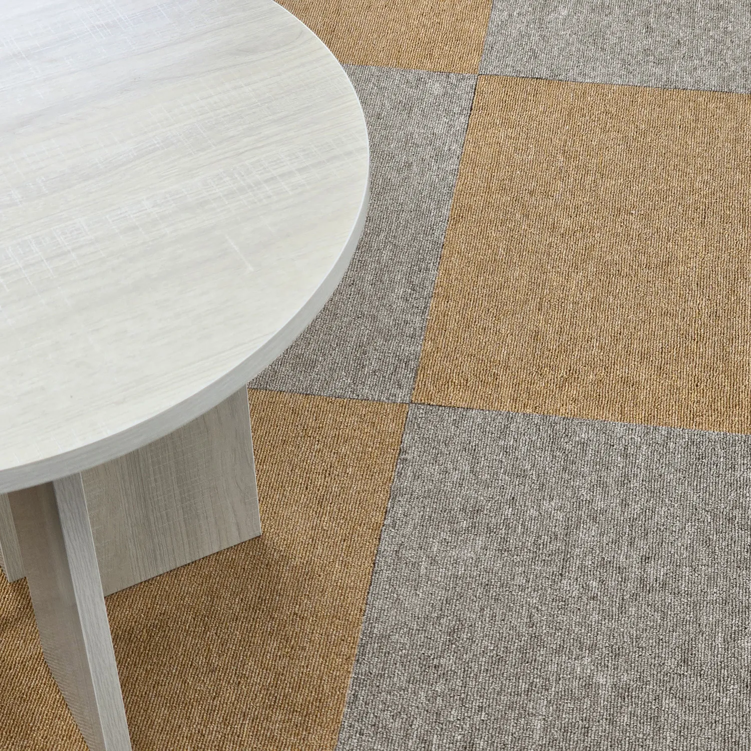 Wall-to-wall carpet - Almeria Carpet tiles 24 pcs (beige)