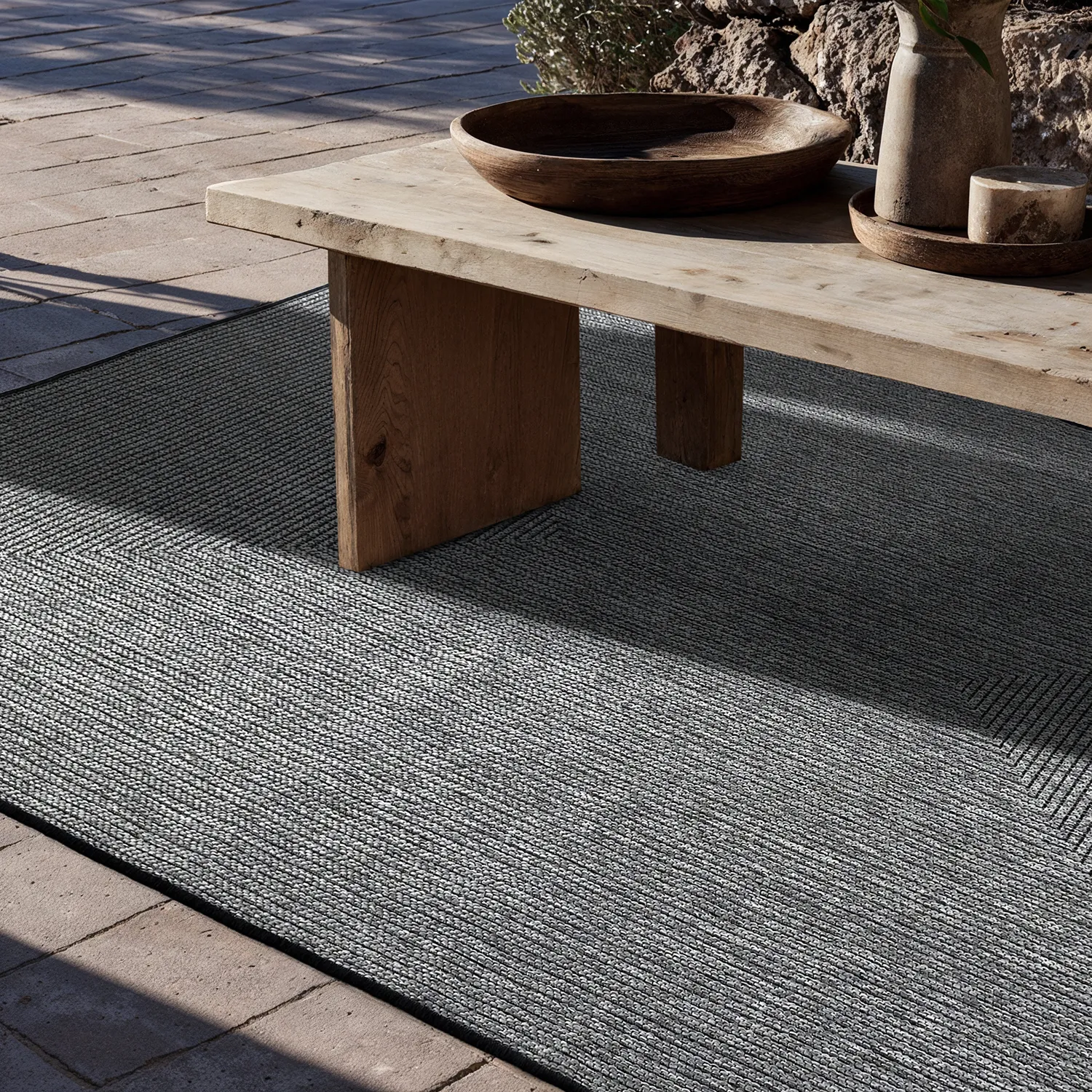 Indoor/Outdoor rug - utomhusmatta - Arlo (black)