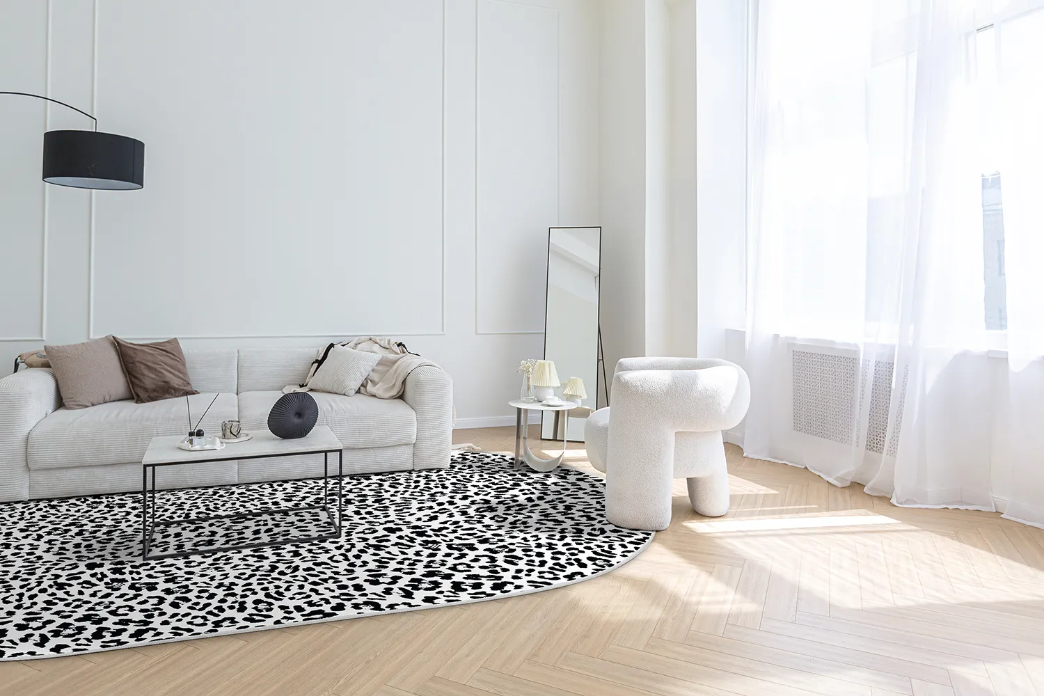 Oval rug - Leopard (black/white)