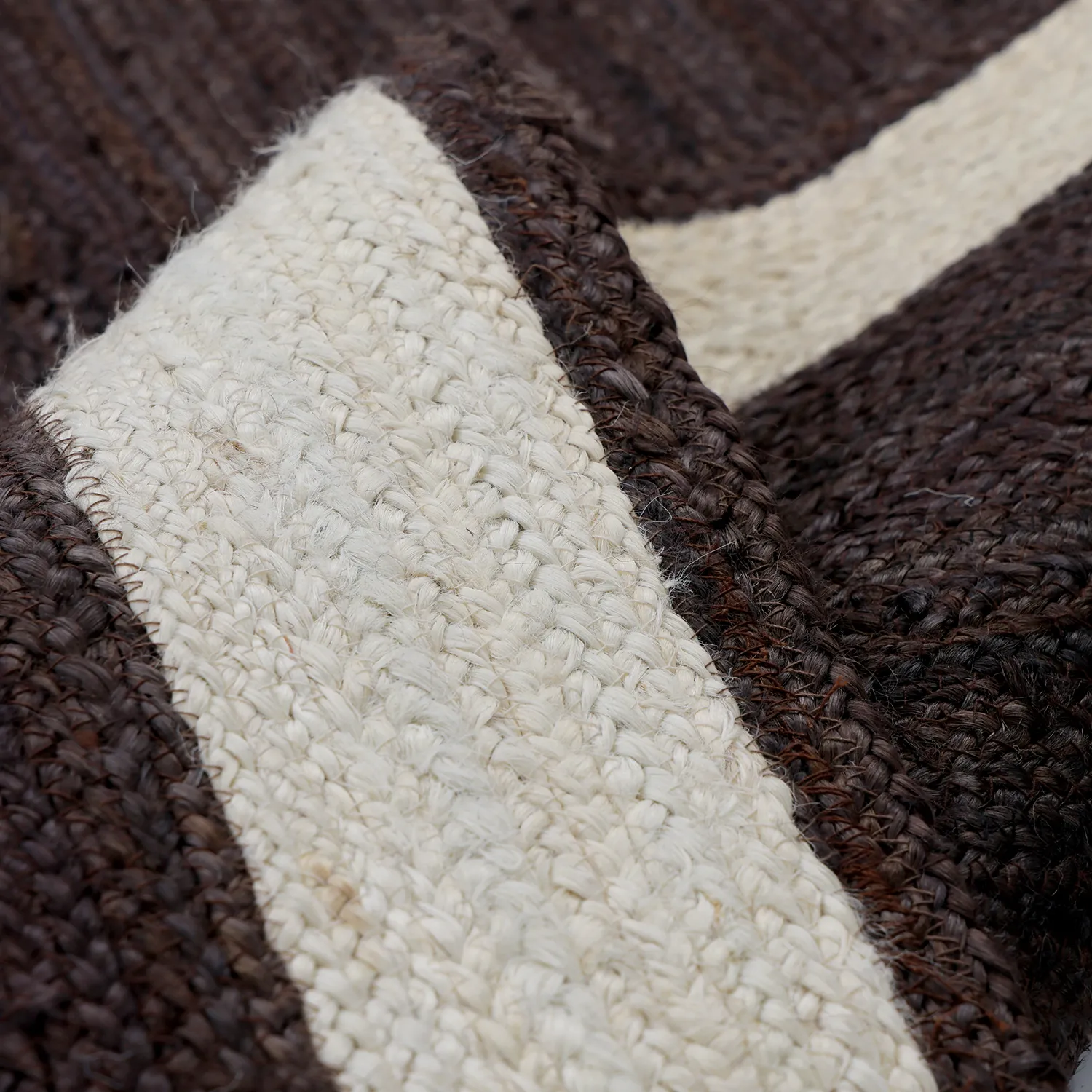 Jute rug - Senaki (dark taupe/white)