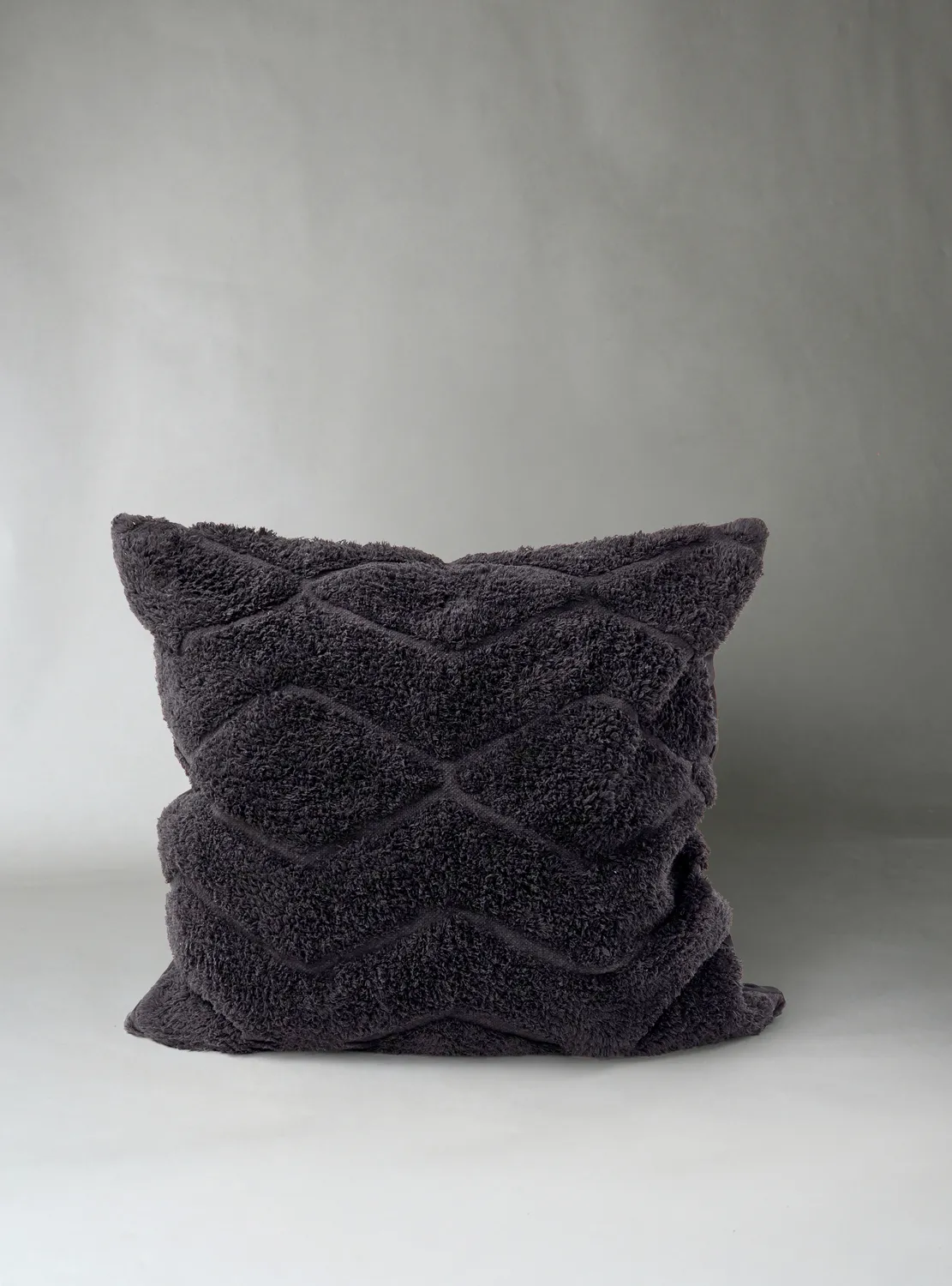 Cushion cover - Brynn (black)