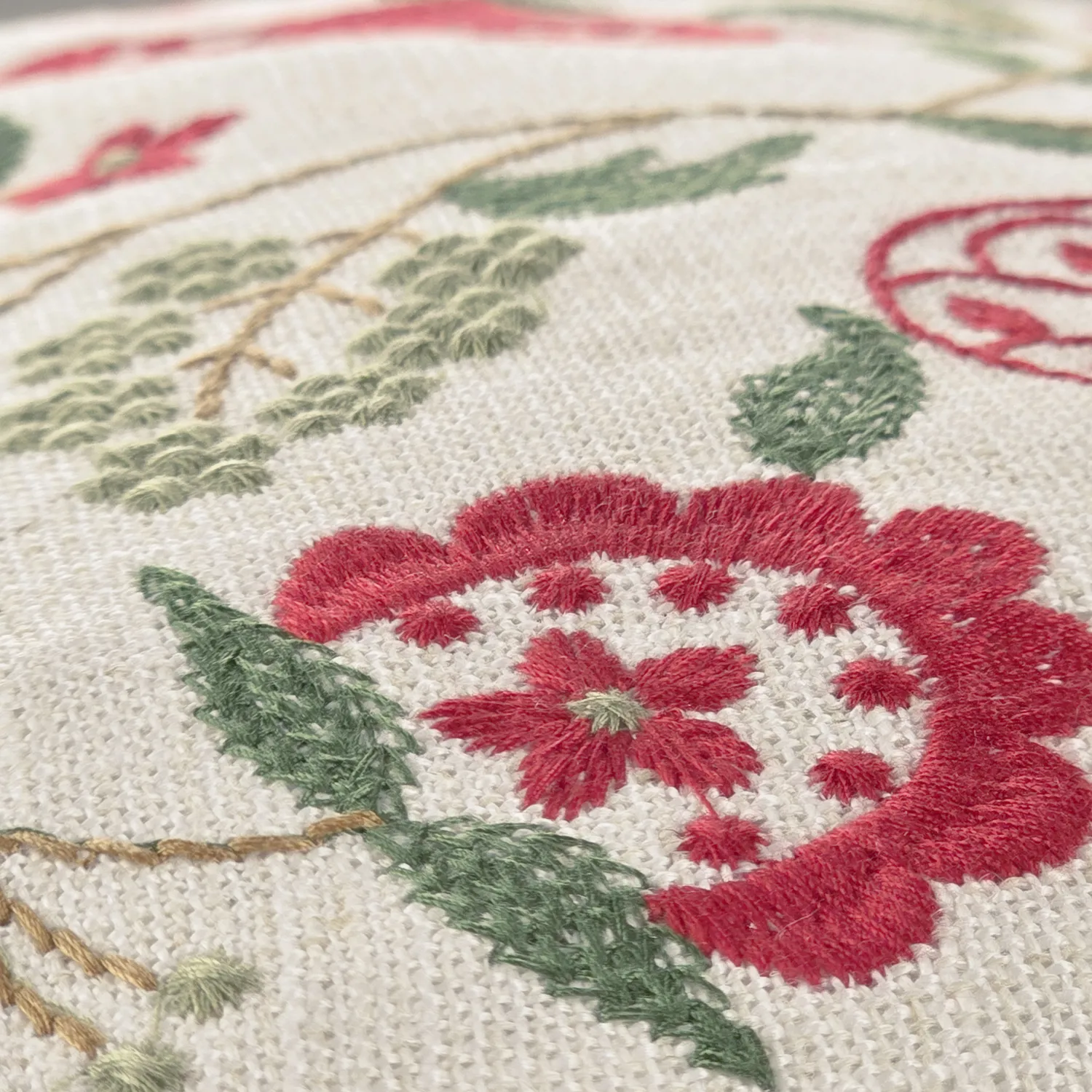 Cushion cover - Kalmar Embroidered Cushion Cover (multi)