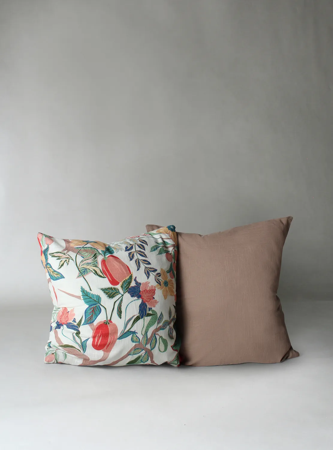 Cushion covers 2-pack - Sofi-Lee (red)