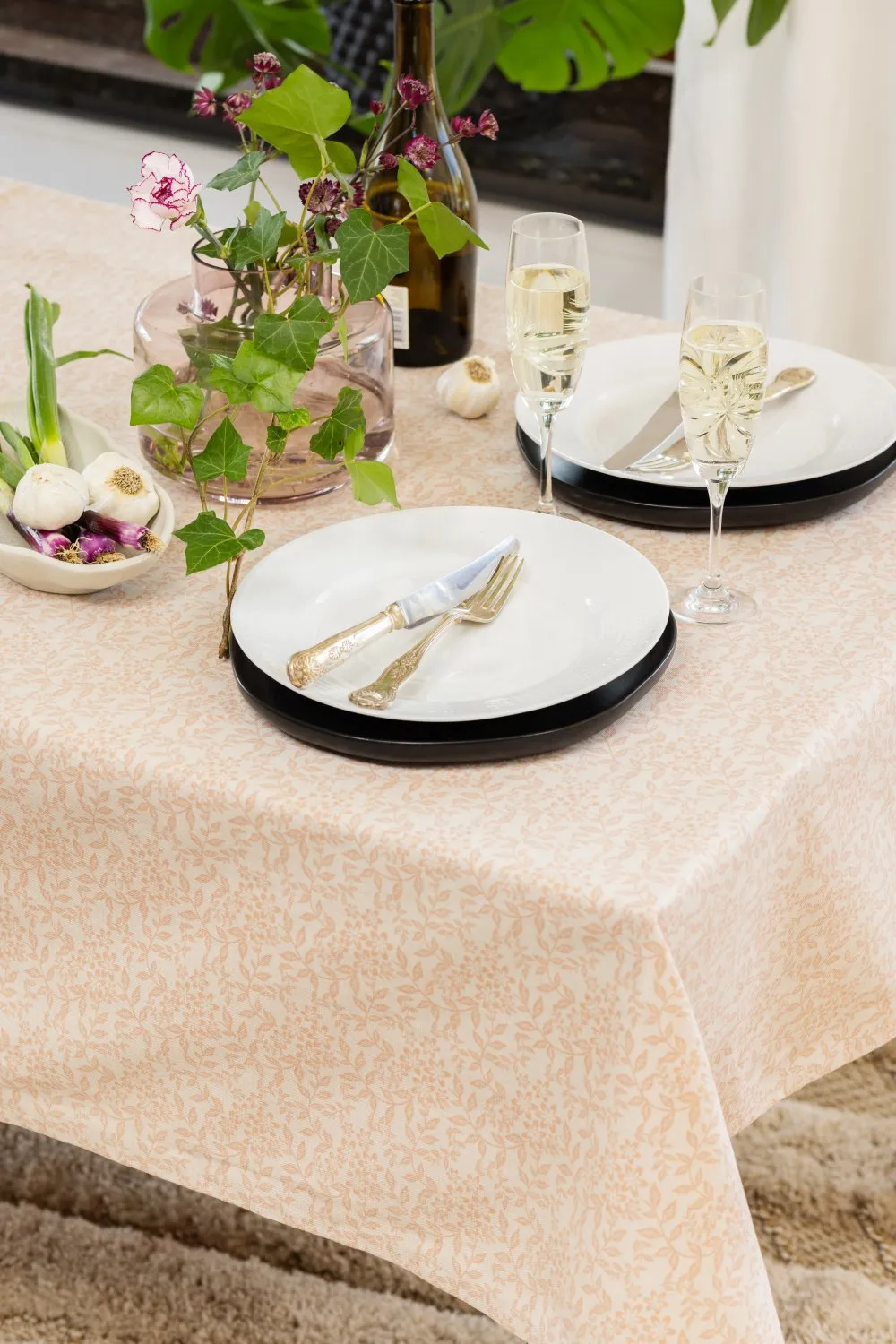 Cotton tablecloth Lilja (beige)