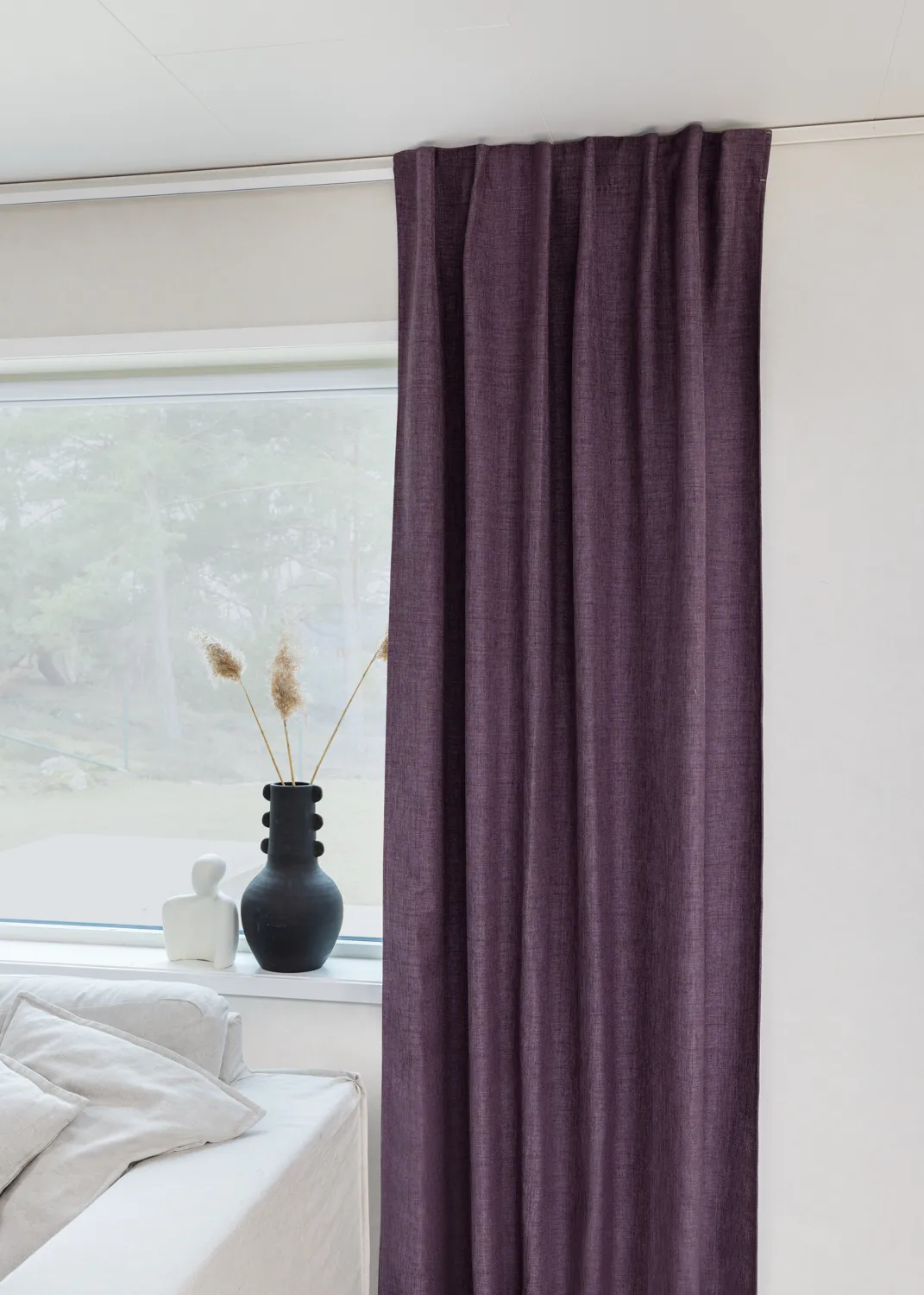 Curtains - Blackout curtain Raya (purple)