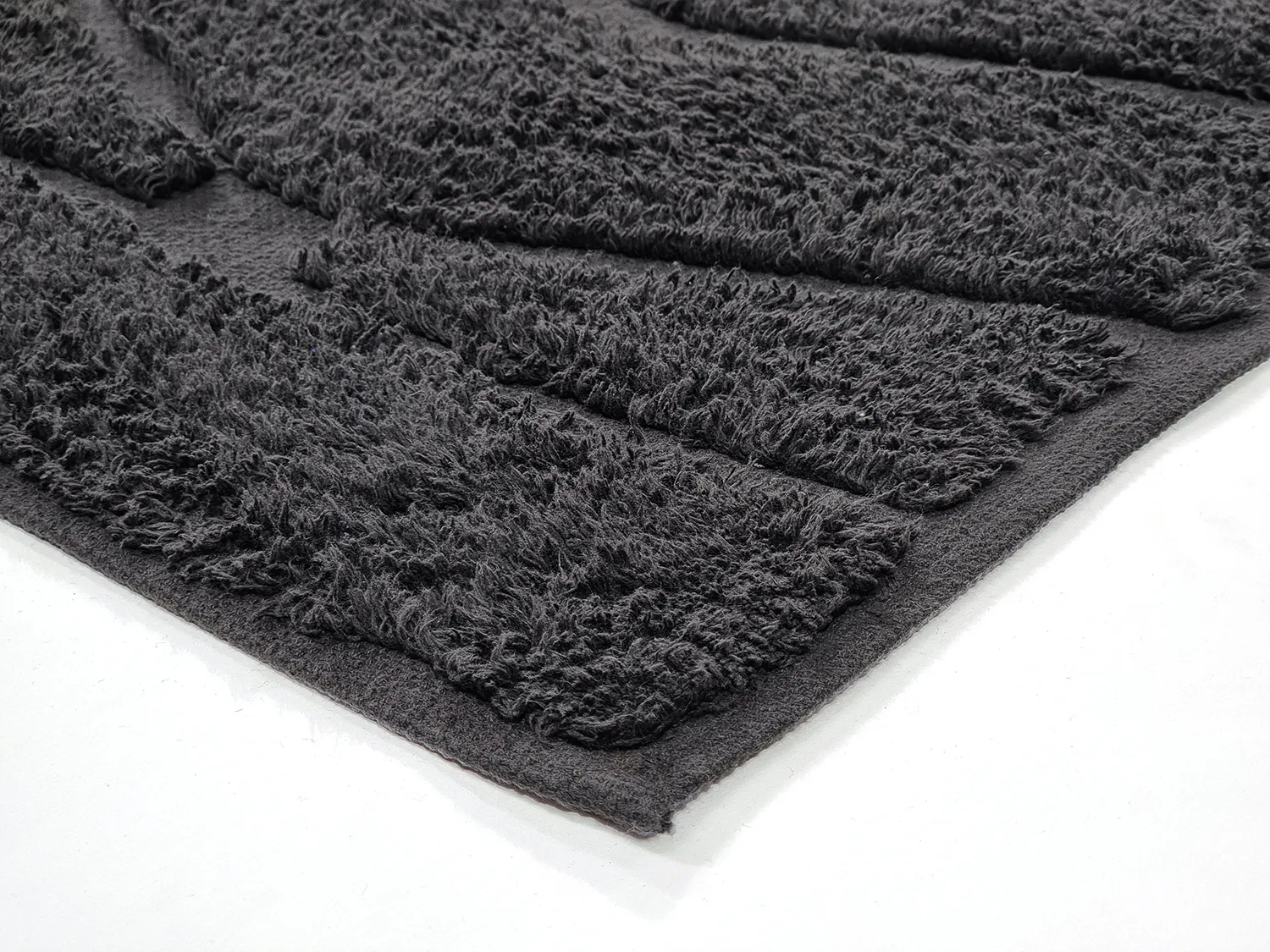 Shaggy rugs - Brynn Natural Cotton Shaggy (black)