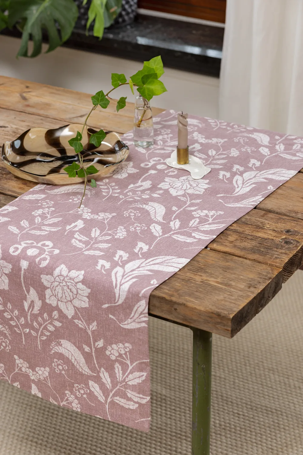 Table runner - Onni (purple)