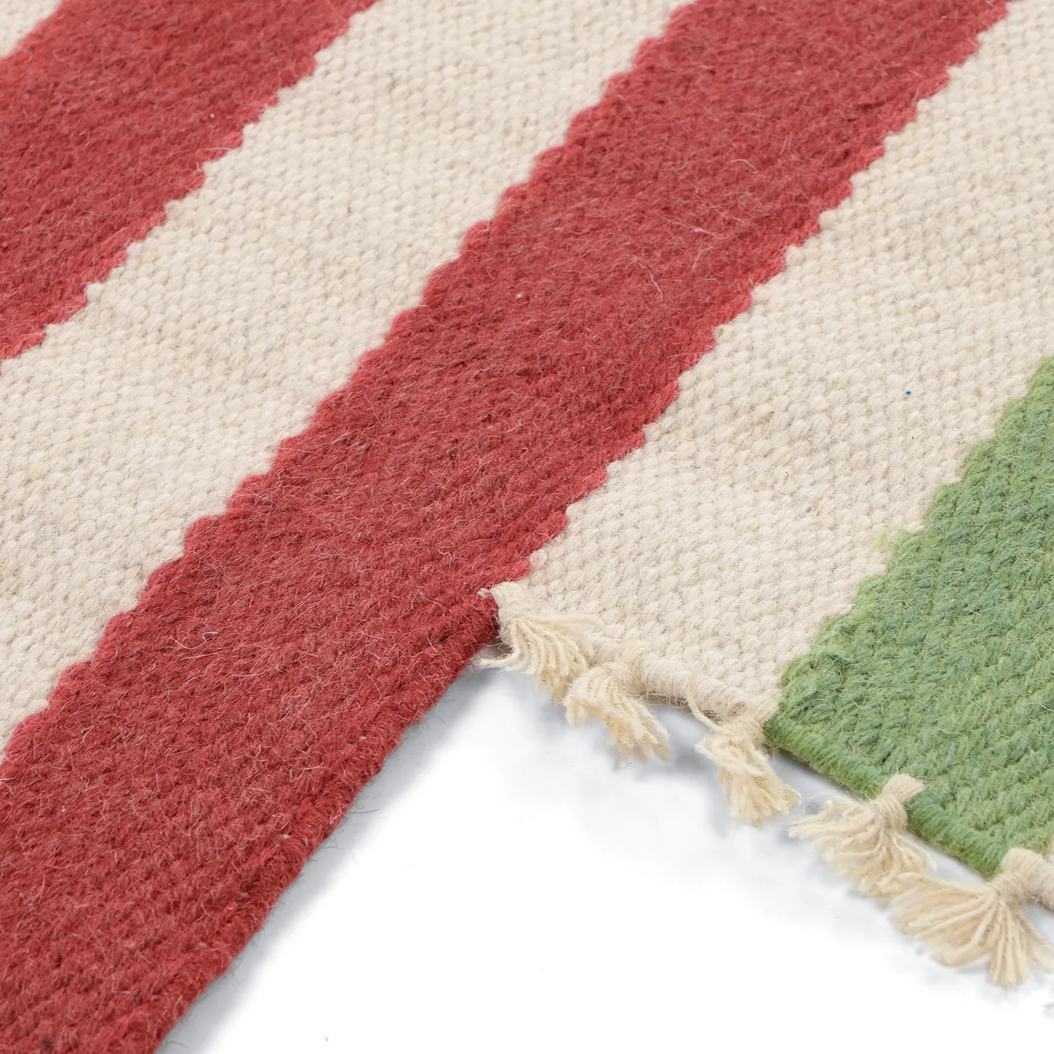 Irregular wool rug - Kystaro (cream/green/red)