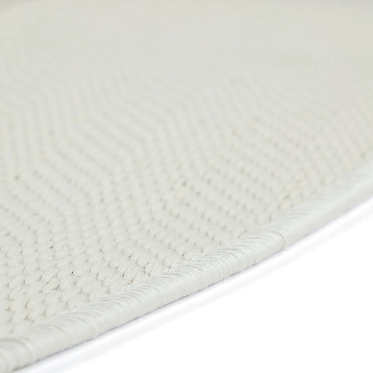 Round Children's Rug - Kind Bear (cream)