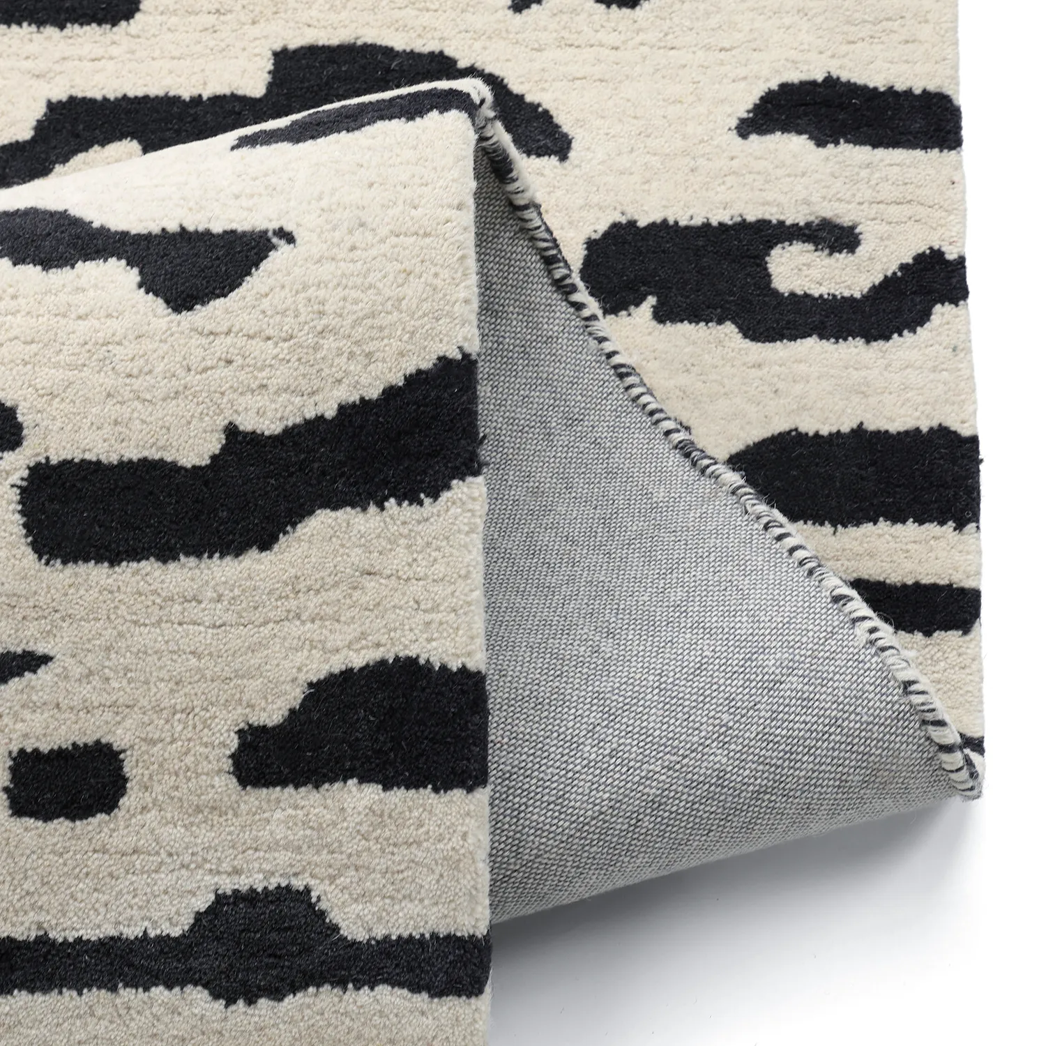 Shaggy rugs - Zebra Tufted Wool Premium (white/black)