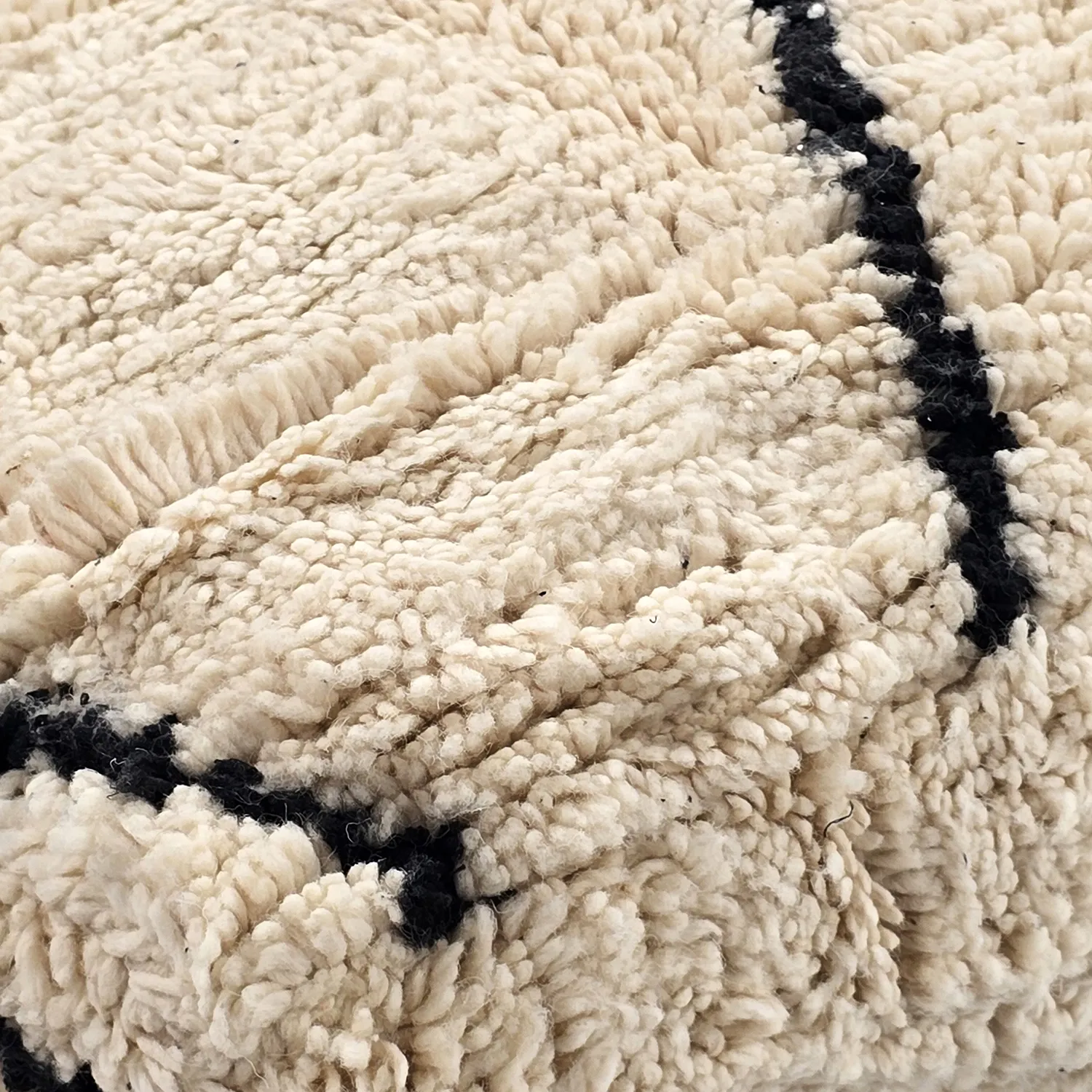 Pouf - Moroccan Beni Ourain 001