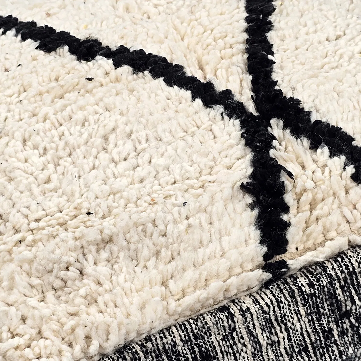 Pouf - Moroccan Beni Ourain 014