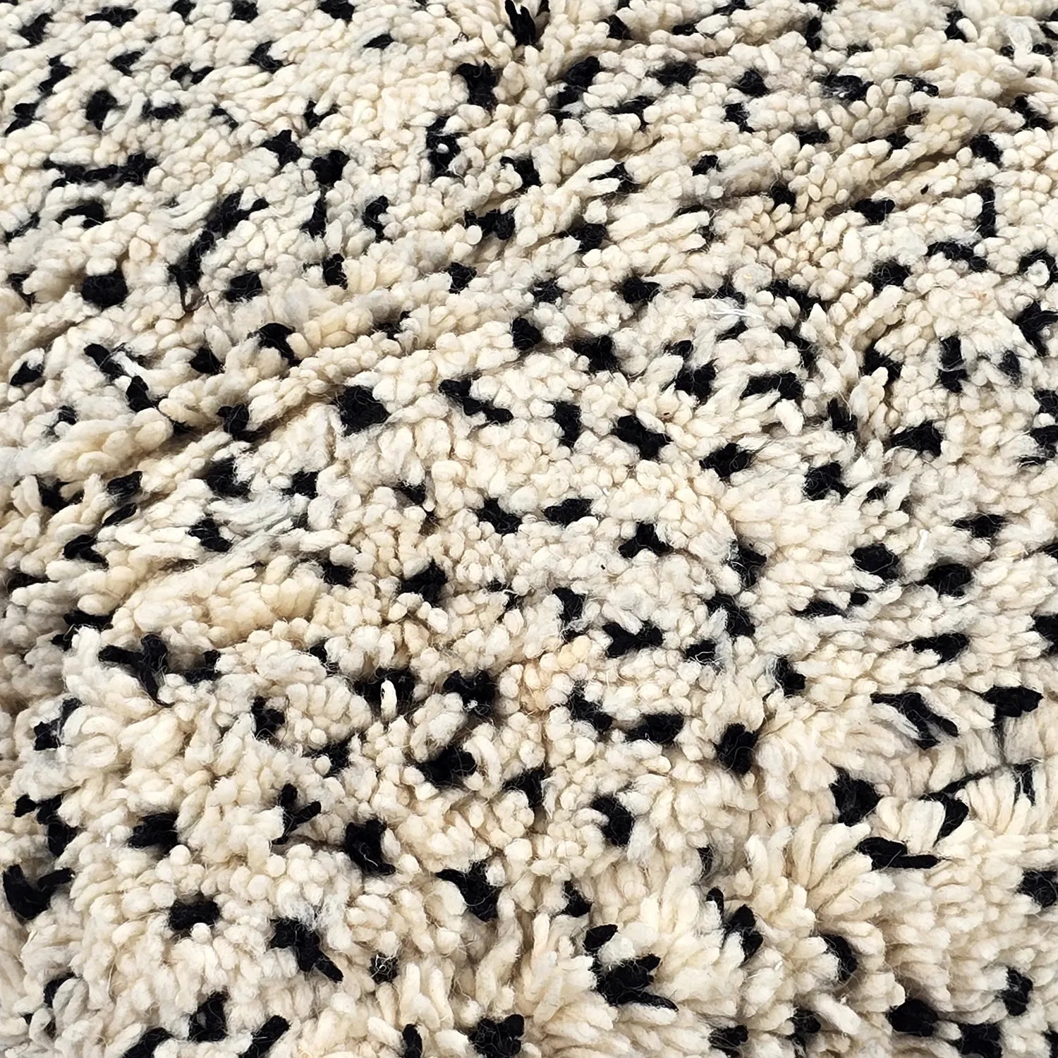 Pouf - Moroccan Beni Ourain 021