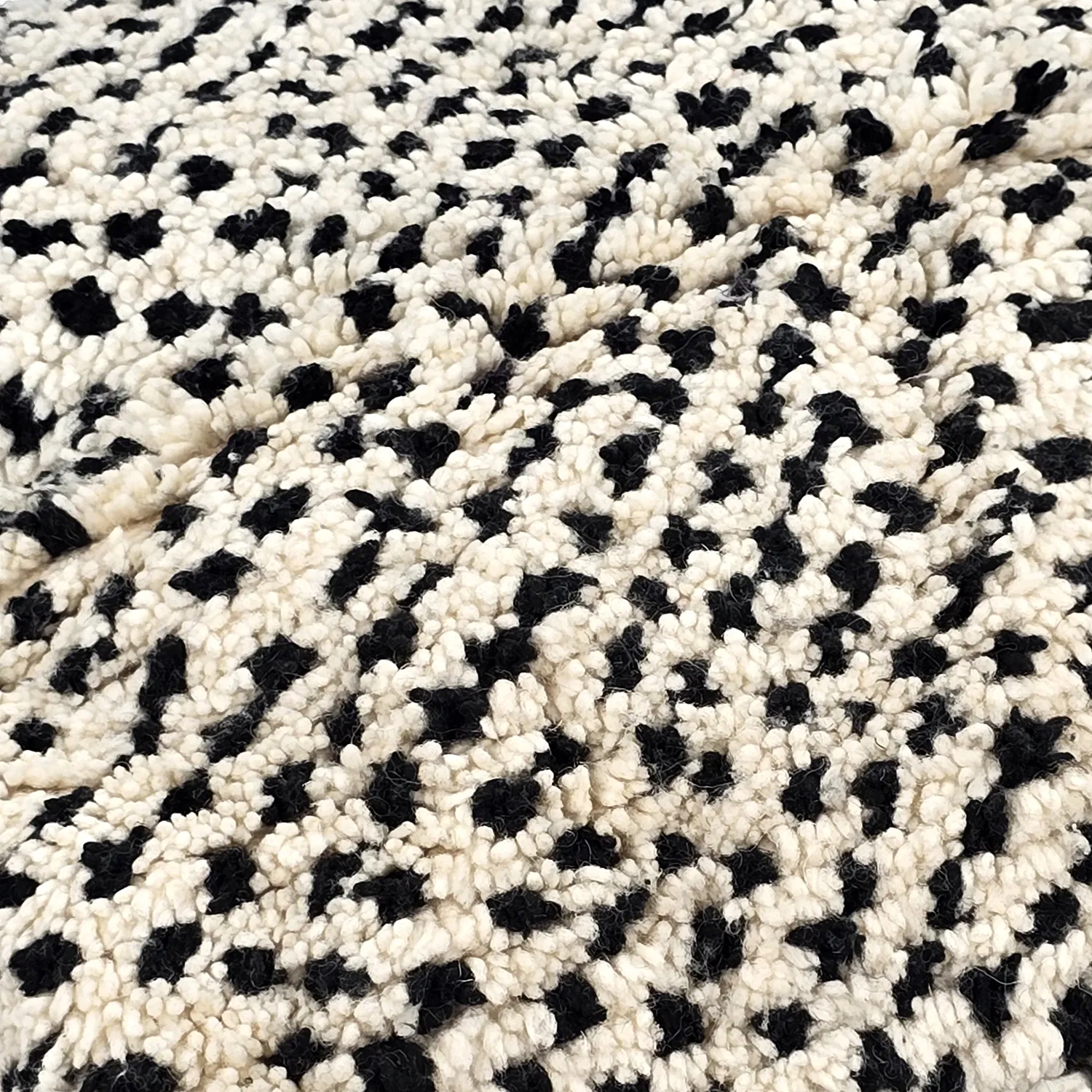 Pouf - Moroccan Beni Ourain 053