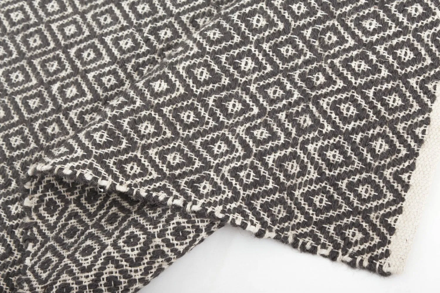 Jute rug - Puebla (black/grey)
