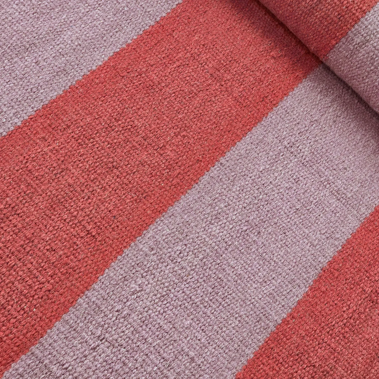 Wool rug - Garine (pink/red)