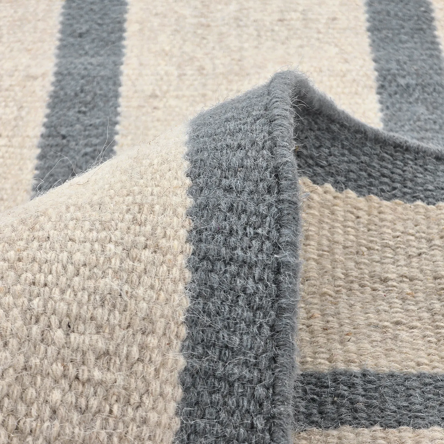 Wool rug - Luton (faded denim/white)