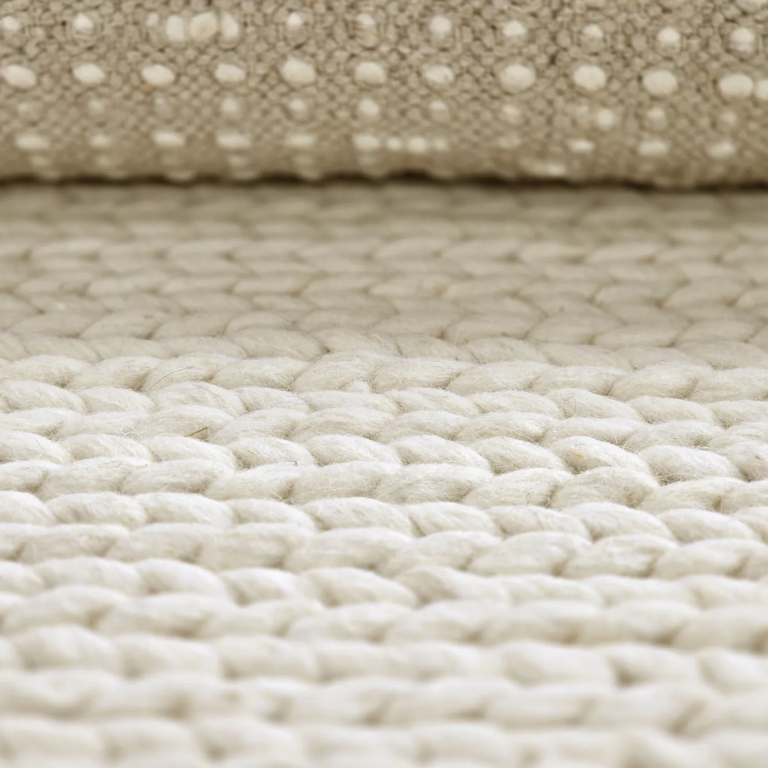 Wool rug - Talvia Braided Wool (off-white)