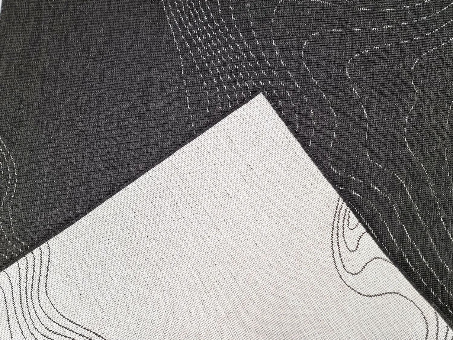 Indoor/Outdoor rug - Zelmare (black)