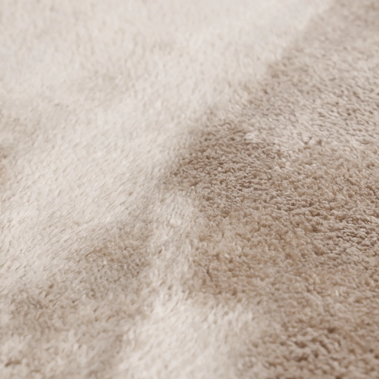 Wavy Runner Rug - Aranga Super Soft Fur (brown)