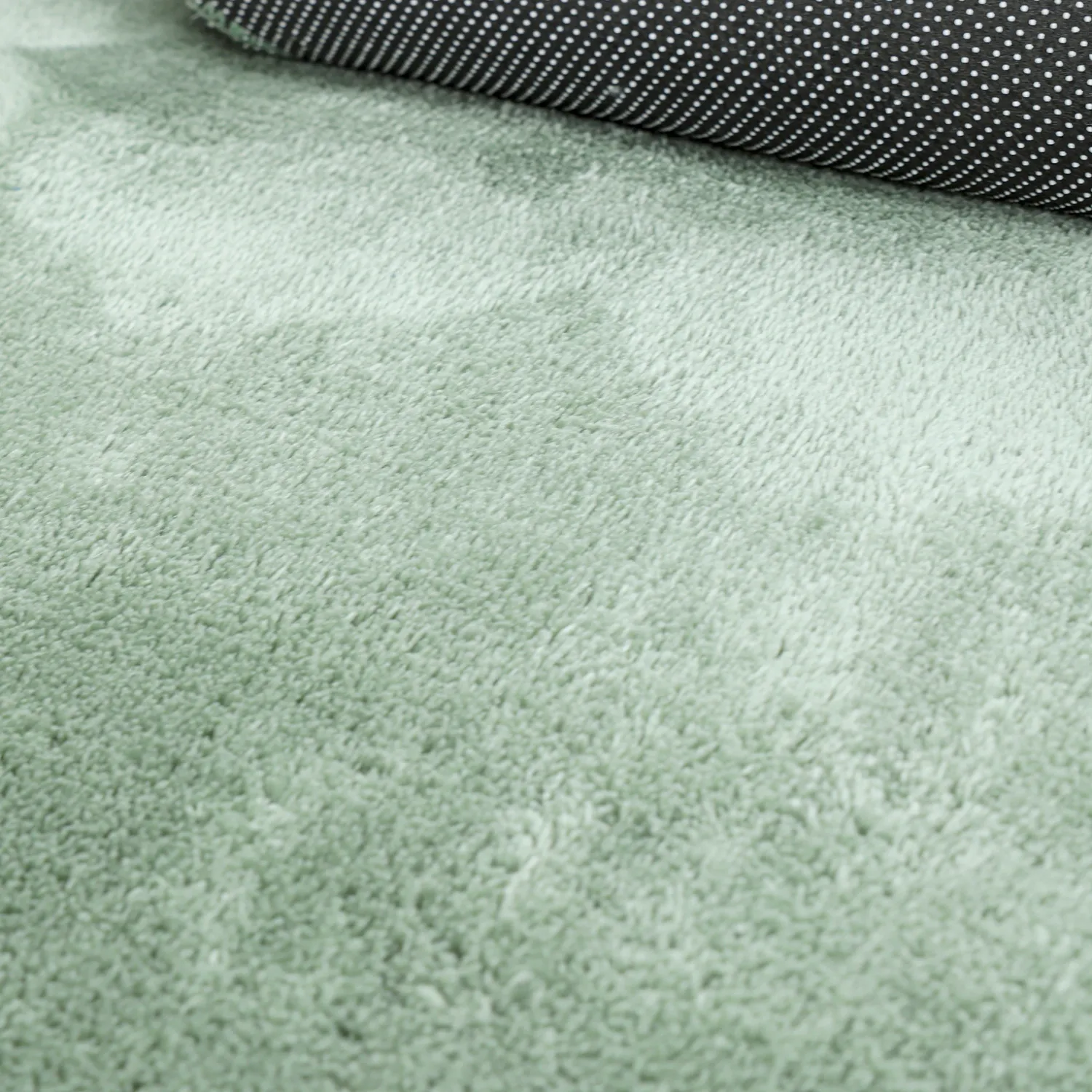 Wavy Runner Rug - Aranga Super Soft Fur (green)