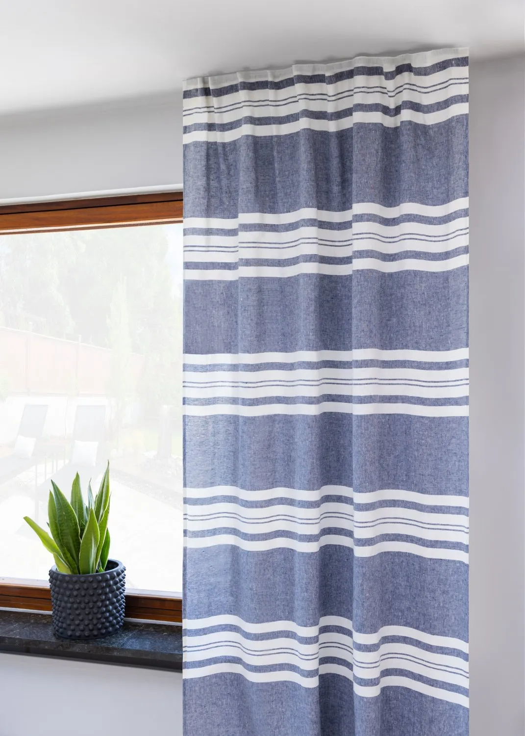 Curtains - Linen curtain Vera (blue/white)