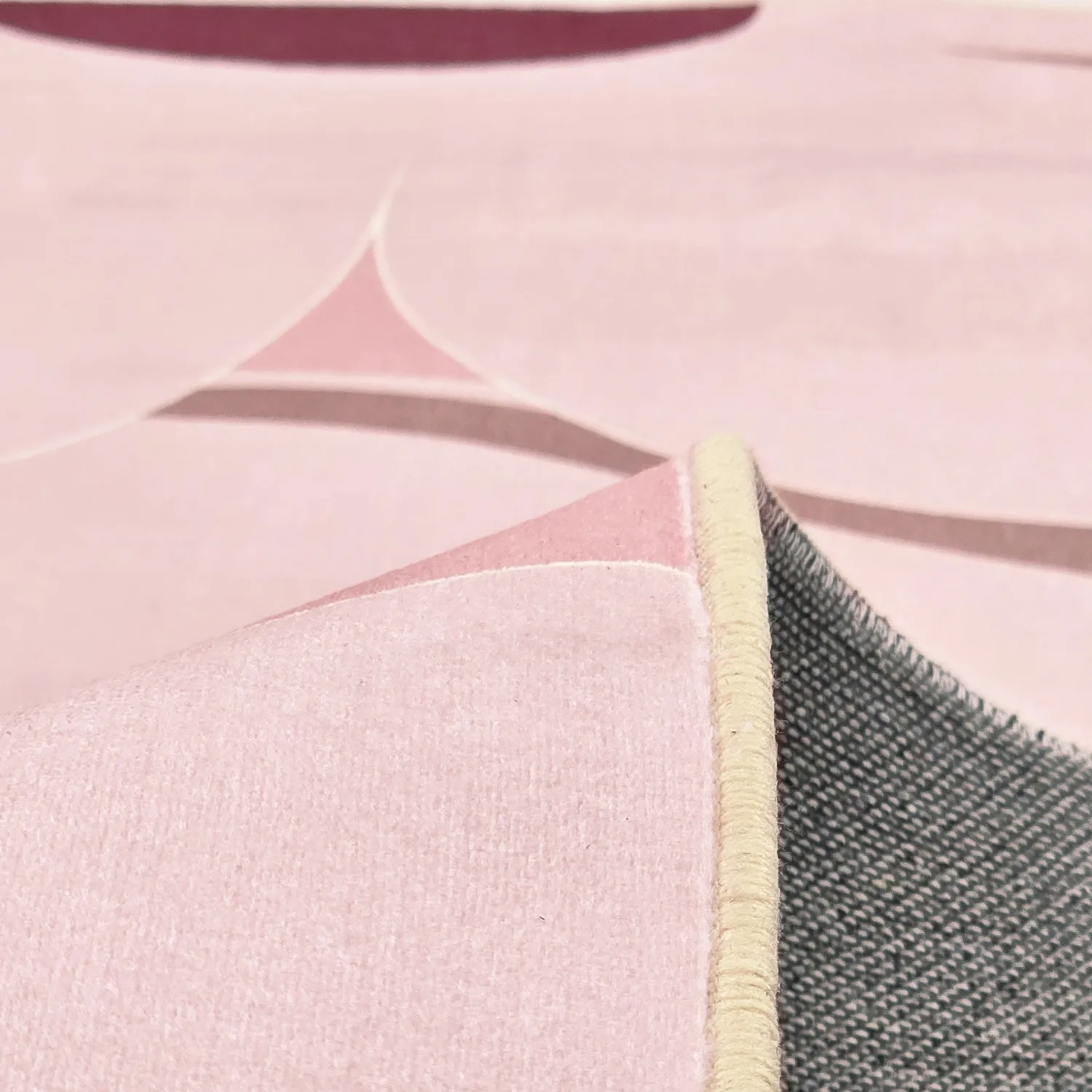 Wilton rug - Honfleur (pink/multi)