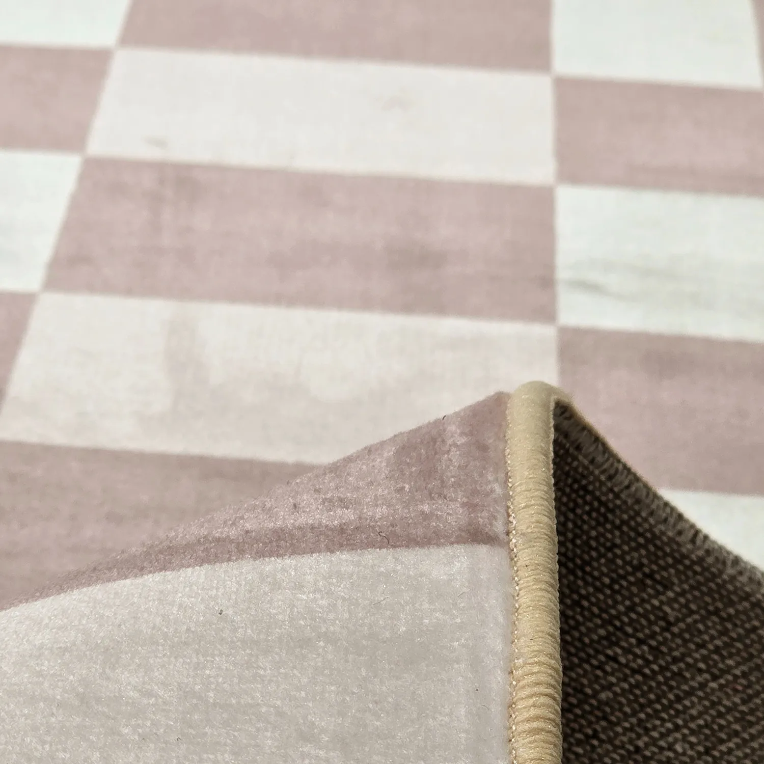 Wilton rug - Sedona (pink/multi)