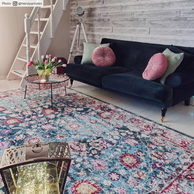 Carpet-for-blue-sofa