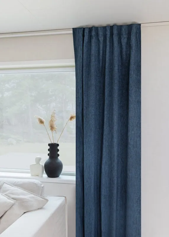 Curtains for gray walls
